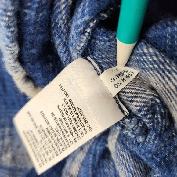 American Eagle Women XS Blue Plaid Ahh-Mazingly Soft Boyfriend Fit Flannel Shirt - Picture 10 of 11